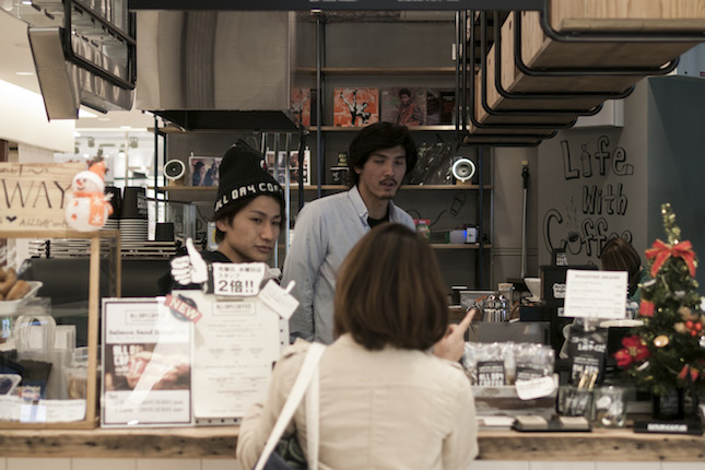 オールデイコーヒー（ALL DAY COFFEE） – 大阪、梅田 [Good Coffee]